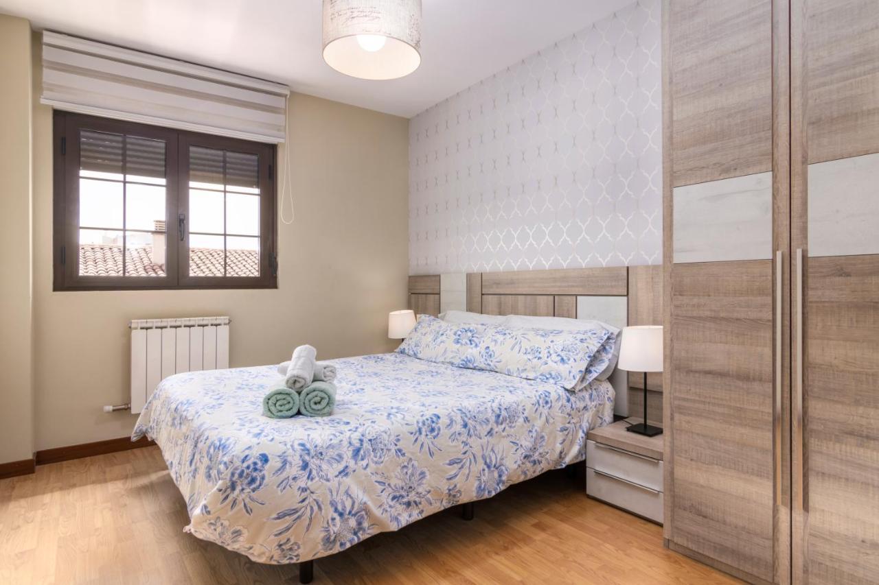 Apartamento Cano Badillo - Plaza Mayor - Leonapartamentos Eksteriør billede